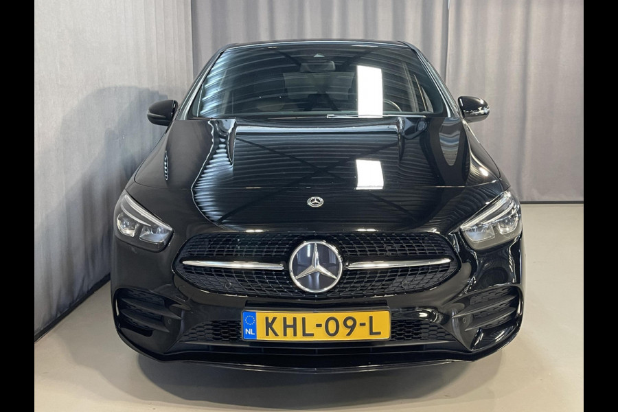 Mercedes-Benz B-Klasse 250 e Business Solution AMG Limited Night Pakket 18''/Sfeerverlichting/DAB/PDC v+a/Stoelverwarming/Climate/Apple Carplay & Android Auto