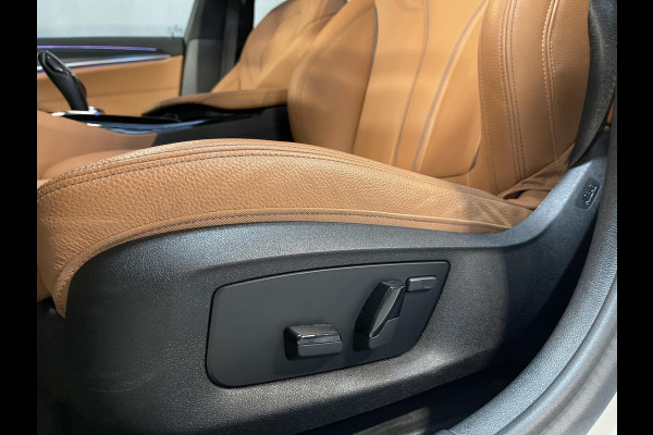 BMW 5 Serie Touring 530e xDrive High Executive M Sport 18"/Trekhaak/Laser LED/Leder/Head-up/Keyless/Stoelverwarming/Adaptieve cruise/Dodehoek/Camera/Apple Carplay & Android Auto/HiFi