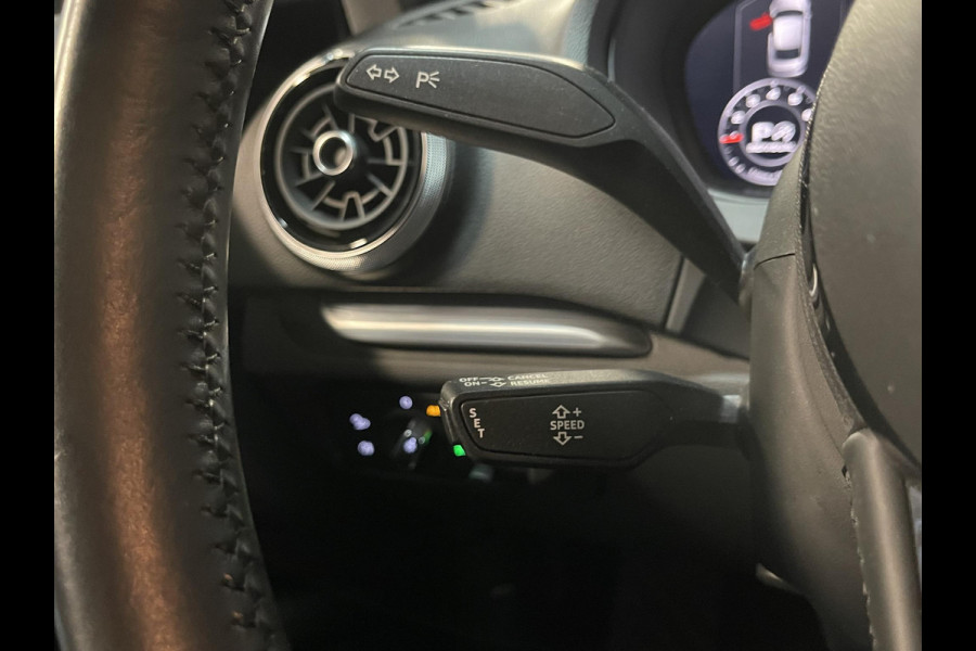 Audi A3 Limousine 35 TFSI CoD Advance 17"/Virtual Cockpit/Climate/PDC v+a/LED/Navigatie