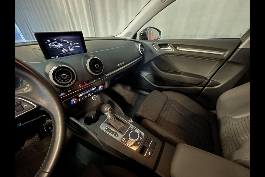 Audi A3 Limousine 35 TFSI CoD Advance 17"/Virtual Cockpit/Climate/PDC v+a/LED/Navigatie