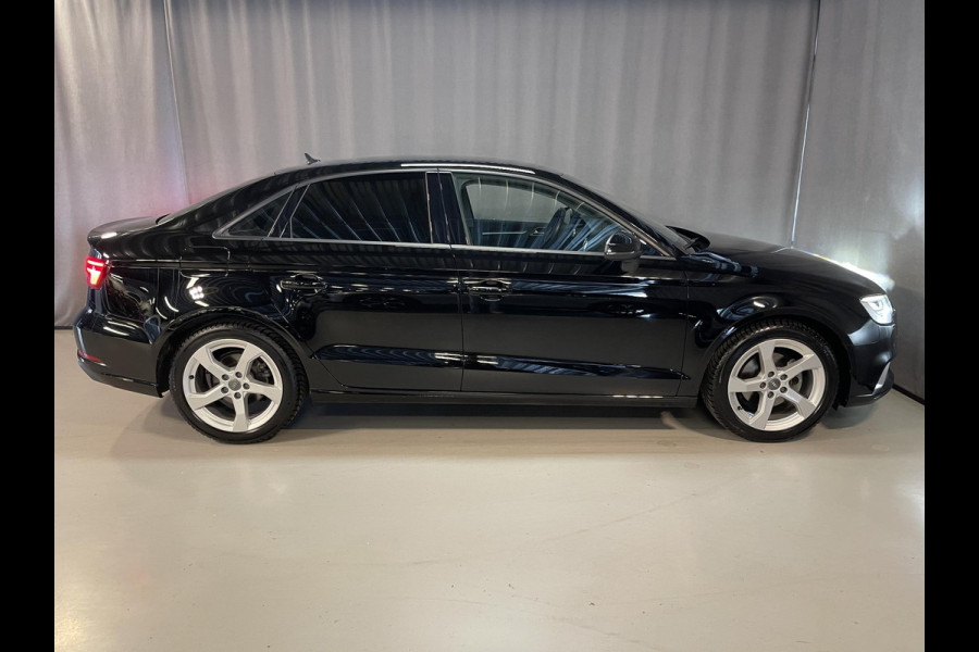 Audi A3 Limousine 35 TFSI CoD Advance 17"/Virtual Cockpit/Climate/PDC v+a/LED/Navigatie