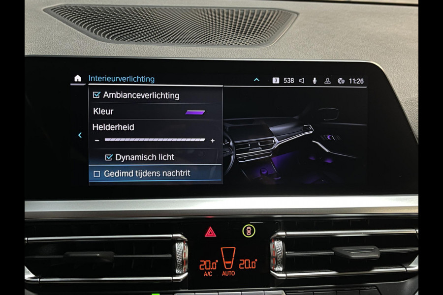 BMW 3 Serie Touring 330e xDrive Business Edition Plus 18"/Trekhaak/Laser LED/Head-up/Stoelverwarming/Elektrische klep/Keyless/Apple Carplay & Android Auto