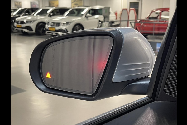 Mercedes-Benz GLC 300e 4MATIC AMG Line 19"/Panoramadak/Dodehoek/Adaptieve cruise/Keyless/Burmester/Matrix LED/Apple Carplay & Android Auto/Stoelverwarming/Elektrische klep