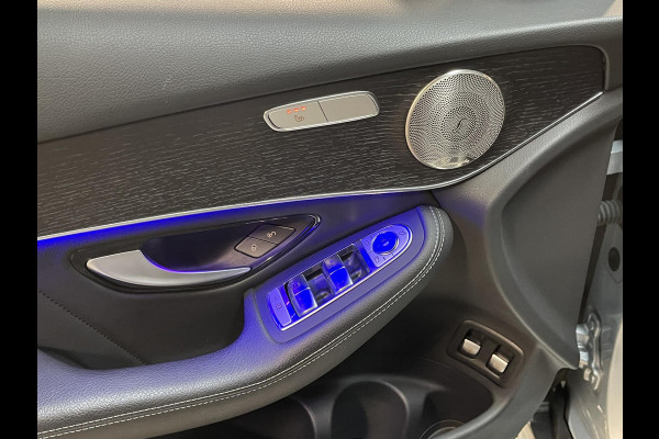 Mercedes-Benz GLC 300e 4MATIC AMG Line 19"/Panoramadak/Dodehoek/Adaptieve cruise/Keyless/Burmester/Matrix LED/Apple Carplay & Android Auto/Stoelverwarming/Elektrische klep