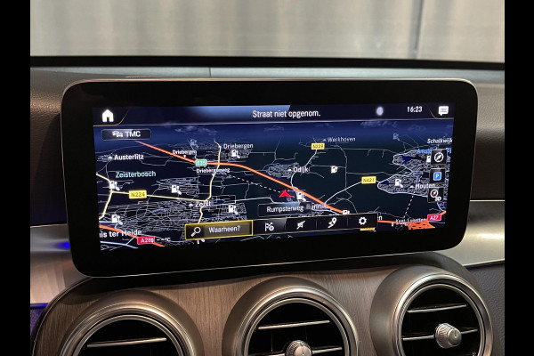Mercedes-Benz GLC 300e 4MATIC AMG Line 19"/Panoramadak/Dodehoek/Adaptieve cruise/Keyless/Burmester/Matrix LED/Apple Carplay & Android Auto/Stoelverwarming/Elektrische klep