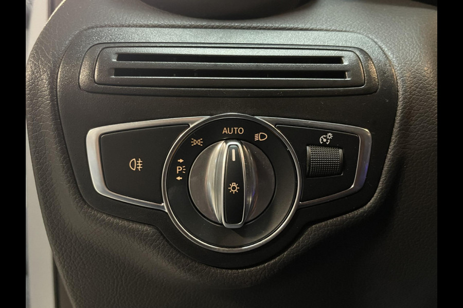 Mercedes-Benz GLC 300e 4MATIC AMG Line 19"/Panoramadak/Dodehoek/Adaptieve cruise/Keyless/Burmester/Matrix LED/Apple Carplay & Android Auto/Stoelverwarming/Elektrische klep