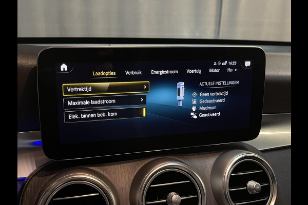 Mercedes-Benz GLC 300e 4MATIC AMG Line 19"/Panoramadak/Dodehoek/Adaptieve cruise/Keyless/Burmester/Matrix LED/Apple Carplay & Android Auto/Stoelverwarming/Elektrische klep