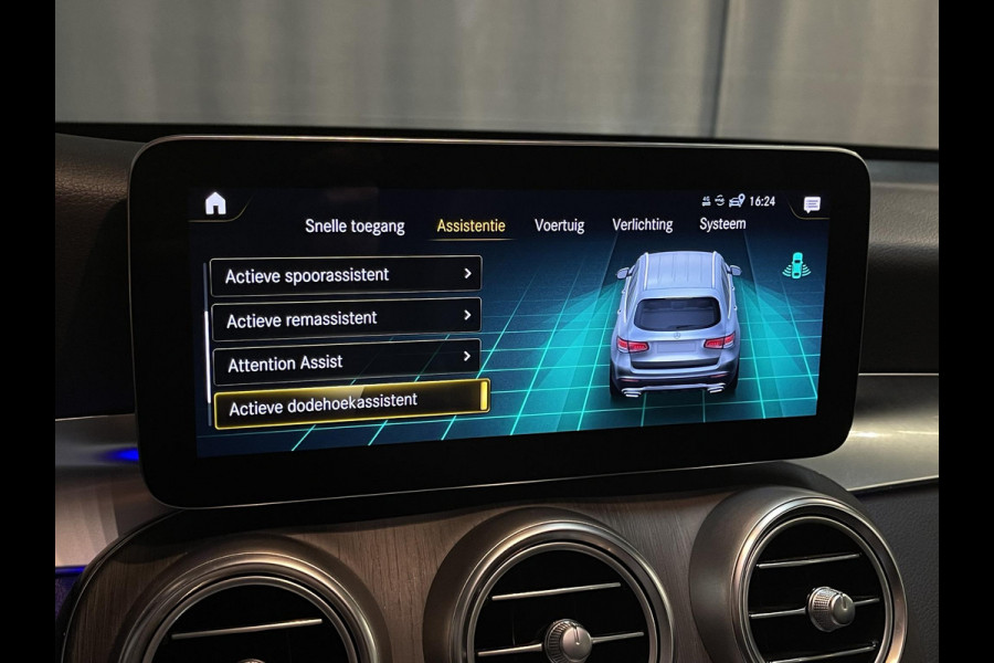 Mercedes-Benz GLC 300e 4MATIC AMG Line 19"/Panoramadak/Dodehoek/Adaptieve cruise/Keyless/Burmester/Matrix LED/Apple Carplay & Android Auto/Stoelverwarming/Elektrische klep