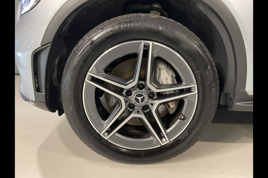 Mercedes-Benz GLC 300e 4MATIC AMG Line 19"/Panoramadak/Dodehoek/Adaptieve cruise/Keyless/Burmester/Matrix LED/Apple Carplay & Android Auto/Stoelverwarming/Elektrische klep