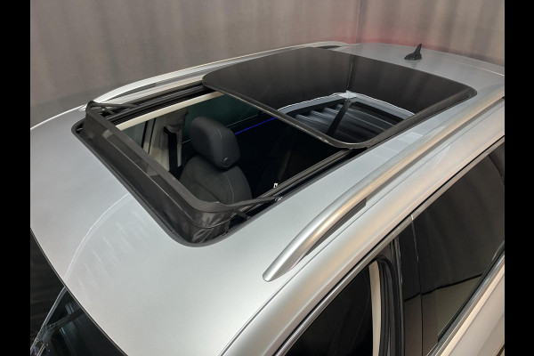 Volkswagen Tiguan 1.4 TSI eHybrid Elegance 19"/Panoramadak/Trekhaak/IQ Lights/Dodehoek/Camera/Adaptieve cruise/Elektrische klep/Stoel + stuurverwarming