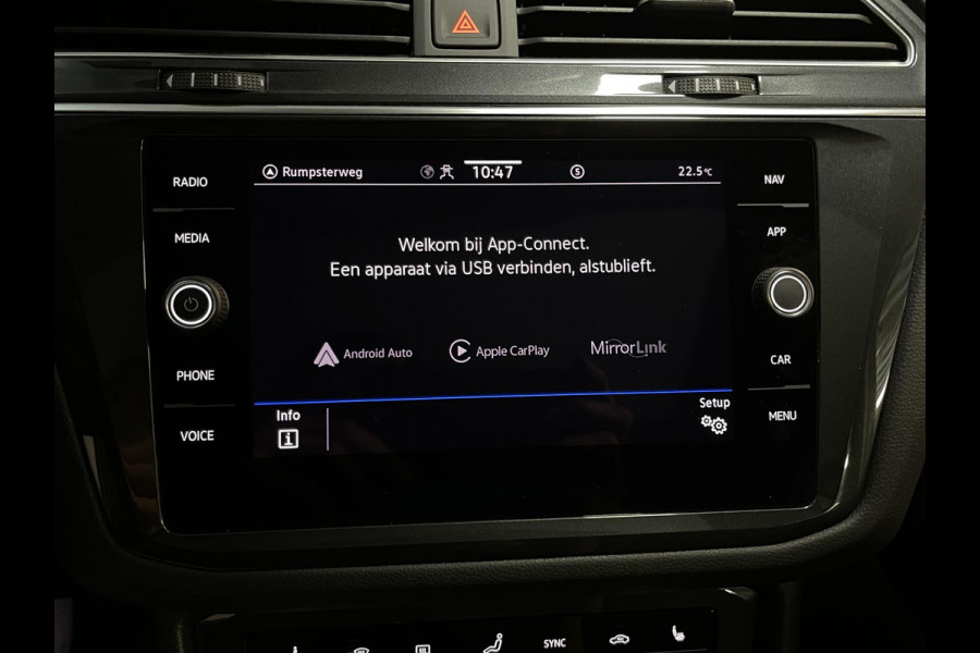 Volkswagen Tiguan 1.4 TSI eHybrid Elegance 19"/Panoramadak/Trekhaak/IQ Lights/Dodehoek/Camera/Adaptieve cruise/Elektrische klep/Stoel + stuurverwarming