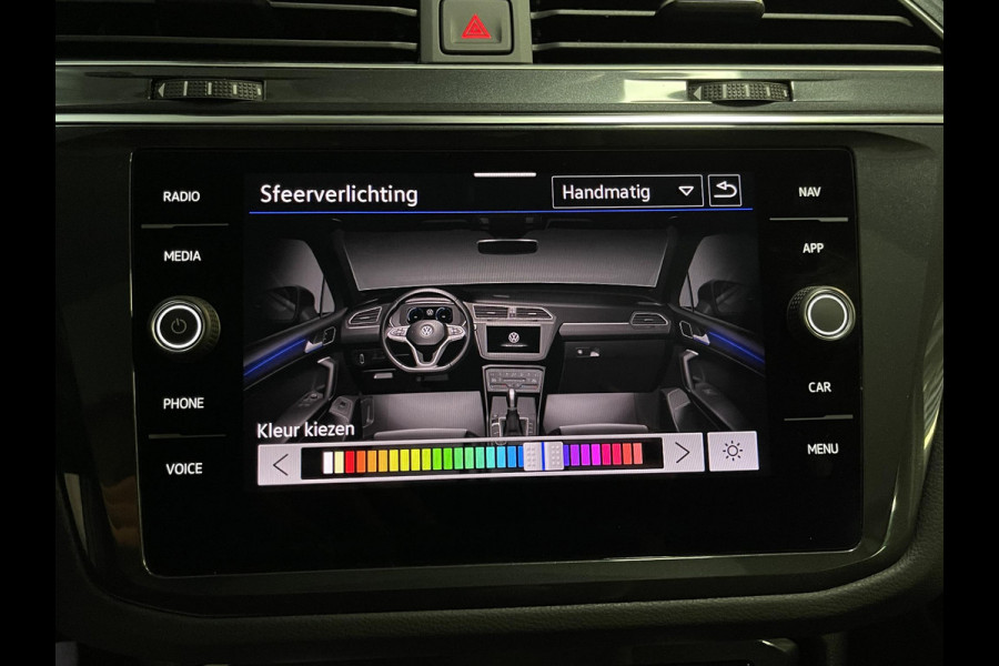 Volkswagen Tiguan 1.4 TSI eHybrid Elegance 19"/Panoramadak/Trekhaak/IQ Lights/Dodehoek/Camera/Adaptieve cruise/Elektrische klep/Stoel + stuurverwarming
