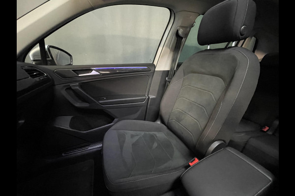 Volkswagen Tiguan 1.4 TSI eHybrid Elegance 19"/Panoramadak/Trekhaak/IQ Lights/Dodehoek/Camera/Adaptieve cruise/Elektrische klep/Stoel + stuurverwarming