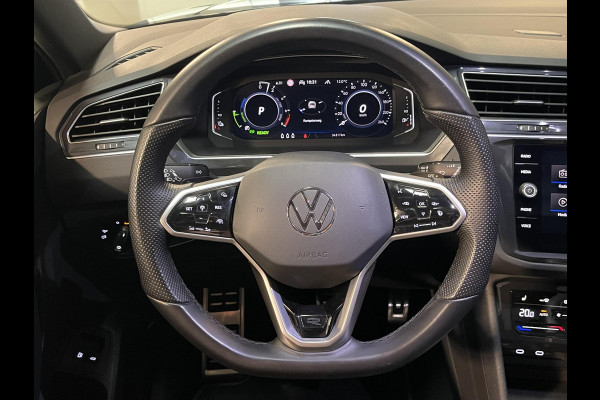 Volkswagen Tiguan 1.4 TSI eHybrid R-Line Business+ FABRIEKSGARANTIE TOT 03-2027 20"/VOL Leder + memory/Panoramadak/360 camera/Elektrische klep/Dodehoek/Stuur + stoelverwarming/IQ Lights/Adaptieve cruise