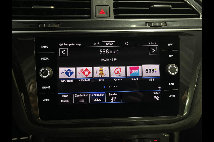 Volkswagen Tiguan 1.4 TSI eHybrid R-Line Business+ 19"/VOL Leder + memory/Panoramadak/360 camera/Elektrische klep/Dodehoek/Stuur + stoelverwarming