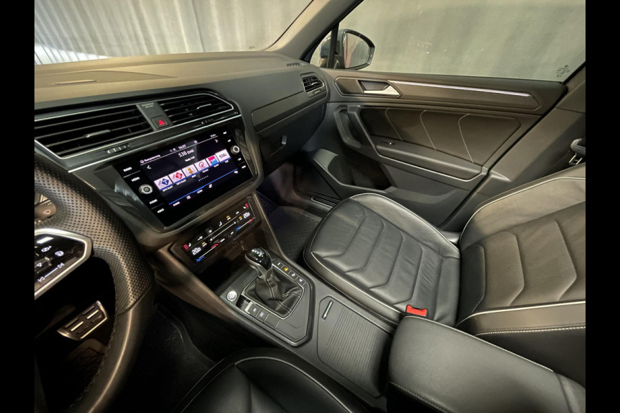Volkswagen Tiguan 1.4 TSI eHybrid R-Line Business+ 19"/VOL Leder + memory/Panoramadak/360 camera/Elektrische klep/Dodehoek/Stuur + stoelverwarming