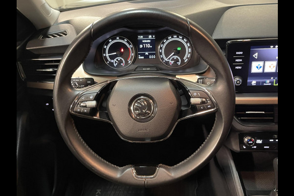 Škoda Kamiq 1.0 TSI Business Edition 16"/ Stoel + stuurverwarming/Keyless/Camera/Apple Carplay & Android Auto/PDC v+a/Climate