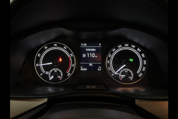 Škoda Kamiq 1.0 TSI Business Edition 16"/ Stoel + stuurverwarming/Keyless/Camera/Apple Carplay & Android Auto/PDC v+a/Climate