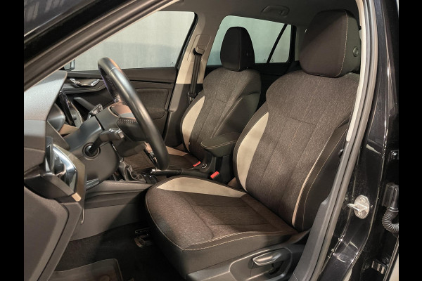 Škoda Kamiq 1.0 TSI Business Edition 16"/ Stoel + stuurverwarming/Keyless/Camera/Apple Carplay & Android Auto/PDC v+a/Climate