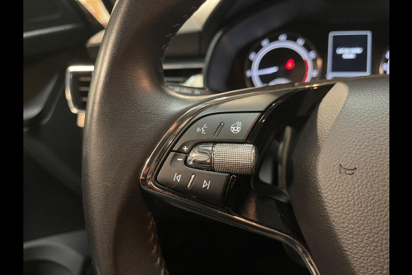 Škoda Kamiq 1.0 TSI Business Edition 16"/ Stoel + stuurverwarming/Keyless/Camera/Apple Carplay & Android Auto/PDC v+a/Climate