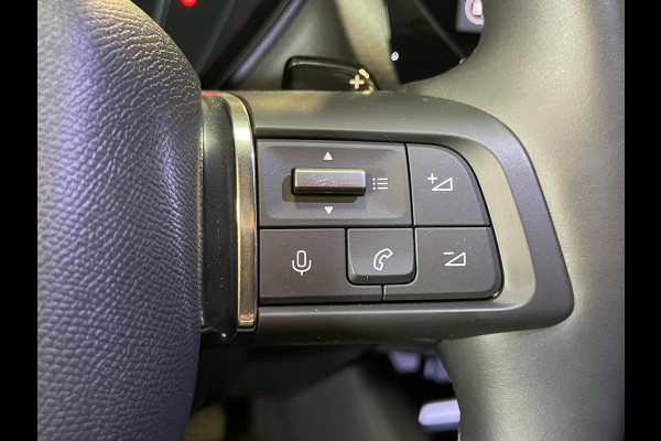 Citroën C5 X 1.6 Plug-in Hybrid Shine 19''/Leder/Dodehoek/Head-up display/Keyless/Stuur+stoelverwarming/Voorruitverwarming/DAB+/Camera