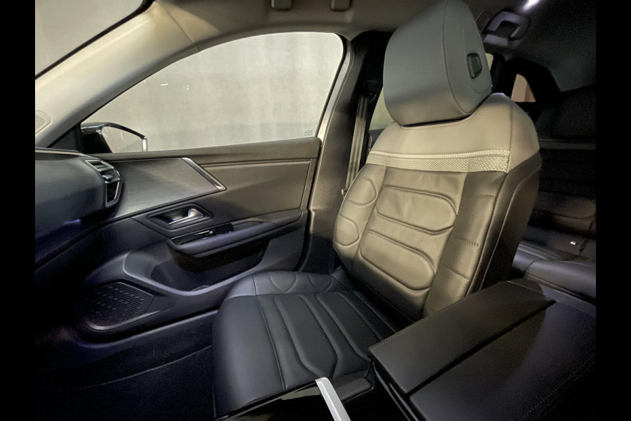 Citroën C5 X 1.6 Plug-in Hybrid Shine 19''/Leder/Dodehoek/Head-up display/Keyless/Stuur+stoelverwarming/Voorruitverwarming/DAB+/Camera