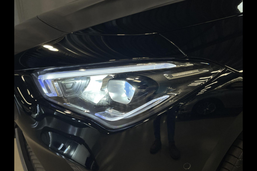 Mercedes-Benz CLA-Klasse Shooting Brake 250 e 17"/Apple Carplay & Android Auto/LED/Stoelverwarming/Camera/Climate