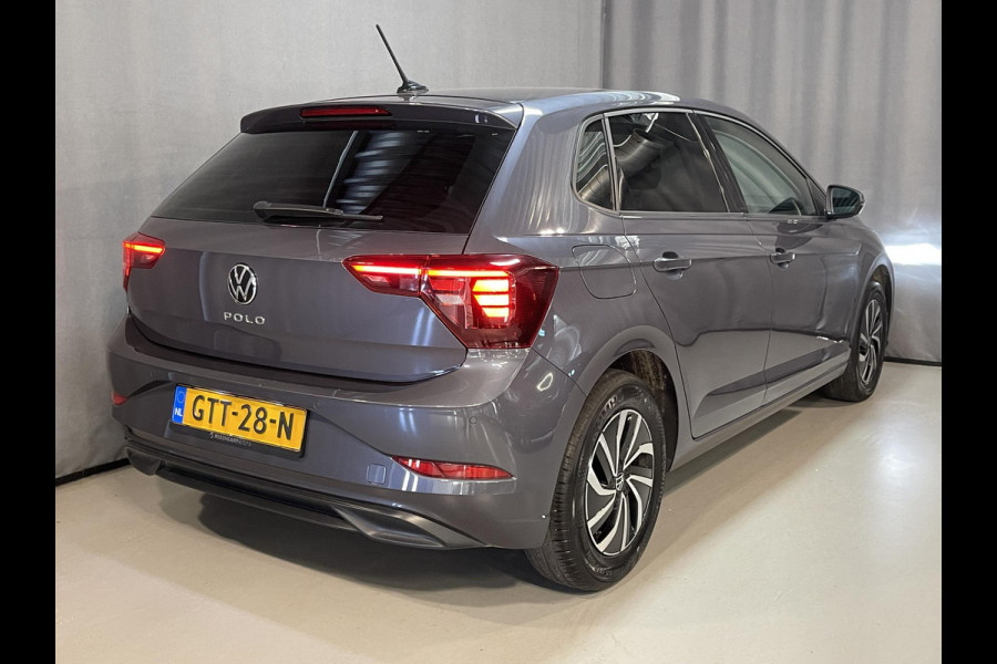 Volkswagen Polo 1.0 TSI Life 15"/Virtual cockpit/Stoelverwarming/PDC v+a/Apple Carplay & Android Auto/DAB/LED