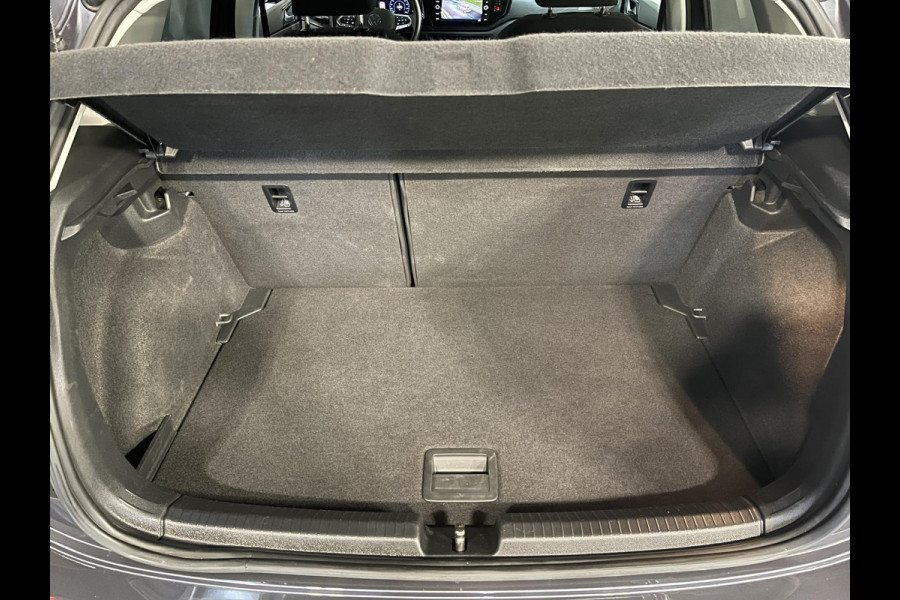 Volkswagen Polo 1.0 TSI Life 15"/Virtual cockpit/Stoelverwarming/PDC v+a/Apple Carplay & Android Auto/DAB/LED