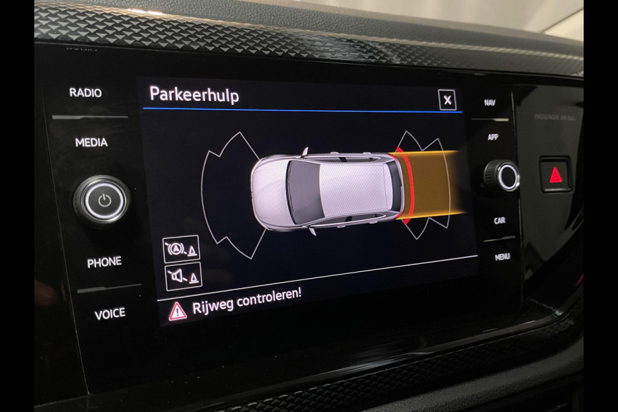 Volkswagen Polo 1.0 TSI Life 15"/Virtual cockpit/Stoelverwarming/PDC v+a/Apple Carplay & Android Auto/DAB/LED