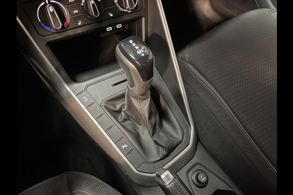 Volkswagen Polo 1.0 TSI Life 15"/Virtual cockpit/Stoelverwarming/PDC v+a/Apple Carplay & Android Auto/DAB/LED