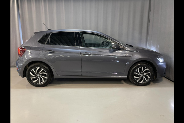 Volkswagen Polo 1.0 TSI Life 15"/Virtual cockpit/Stoelverwarming/PDC v+a/Apple Carplay & Android Auto/DAB/LED