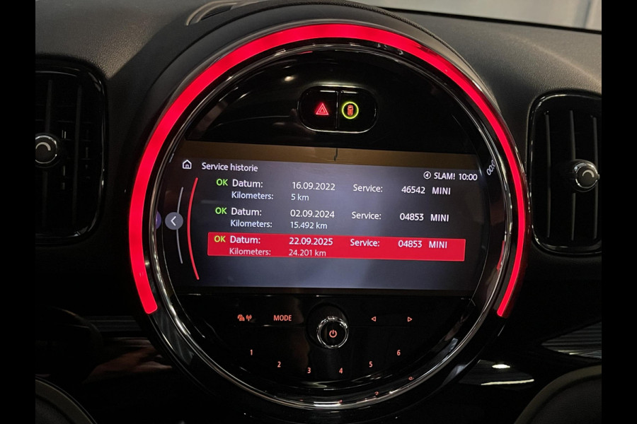 MINI Countryman 1.5 Cooper S E ALL4 18"/Panoramadak/Adaptieve cruise/Leder + memory + stoelverwarming/Harman Kardon/Keyless/Elektrische klep/Head-up/Camera