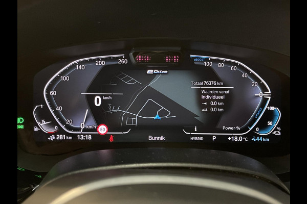 BMW 5 Serie Touring 530e High Executive M Sport 18"/Panoramadak/Laser LED/Adaptief onderstel/Head-up/Keyless/Stoelverwarming/Adaptieve cruise/Dodehoek/Camera/Apple Carplay & Android Auto/HiFi