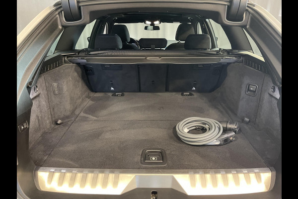 BMW 5 Serie Touring 530e High Executive M Sport 18"/Panoramadak/Laser LED/Adaptief onderstel/Head-up/Keyless/Stoelverwarming/Adaptieve cruise/Dodehoek/Camera/Apple Carplay & Android Auto/HiFi