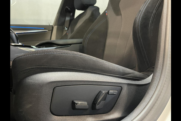 BMW 5 Serie Touring 530e High Executive M Sport 18"/Panoramadak/Laser LED/Adaptief onderstel/Head-up/Keyless/Stoelverwarming/Adaptieve cruise/Dodehoek/Camera/Apple Carplay & Android Auto/HiFi