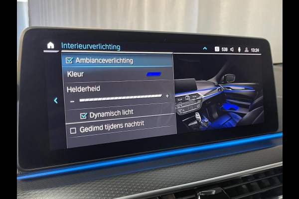 BMW 5 Serie Touring 530e High Executive M Sport 18"/Panoramadak/Laser LED/Adaptief onderstel/Head-up/Keyless/Stoelverwarming/Adaptieve cruise/Dodehoek/Camera/Apple Carplay & Android Auto/HiFi