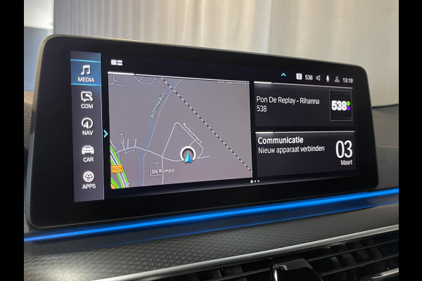 BMW 5 Serie Touring 530e High Executive M Sport 18"/Panoramadak/Laser LED/Adaptief onderstel/Head-up/Keyless/Stoelverwarming/Adaptieve cruise/Dodehoek/Camera/Apple Carplay & Android Auto/HiFi