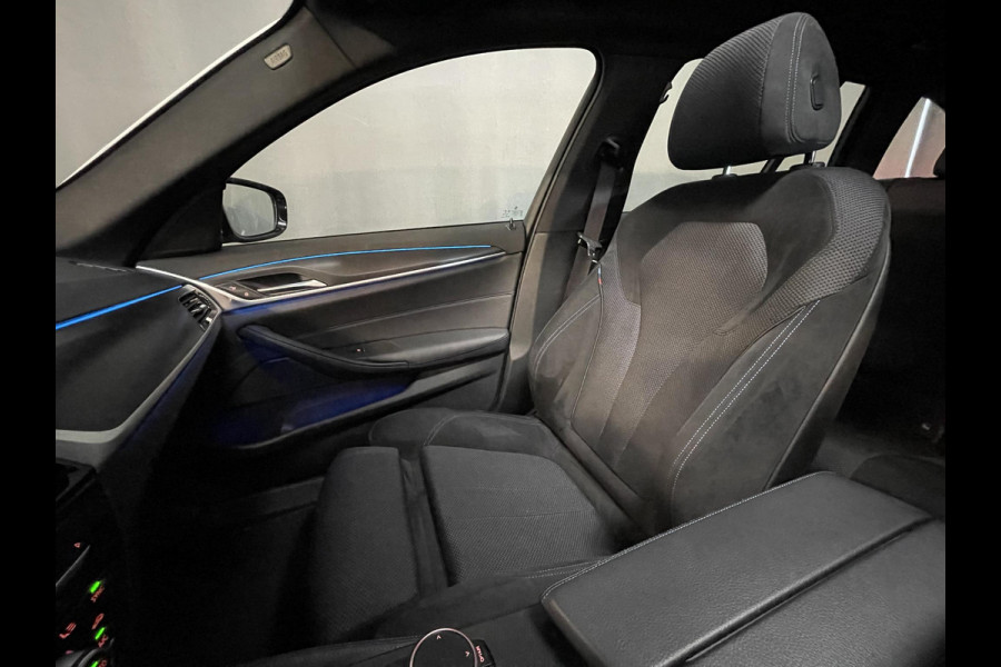 BMW 5 Serie Touring 530e High Executive M Sport 18"/Panoramadak/Laser LED/Adaptief onderstel/Head-up/Keyless/Stoelverwarming/Adaptieve cruise/Dodehoek/Camera/Apple Carplay & Android Auto/HiFi