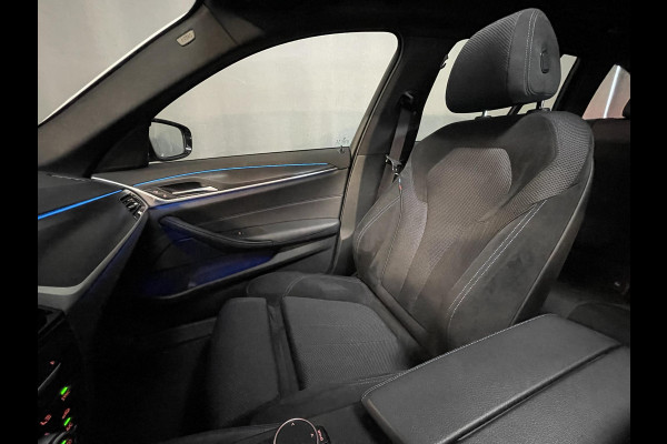 BMW 5 Serie Touring 530e High Executive M Sport 18"/Panoramadak/Laser LED/Adaptief onderstel/Head-up/Keyless/Stoelverwarming/Adaptieve cruise/Dodehoek/Camera/Apple Carplay & Android Auto/HiFi