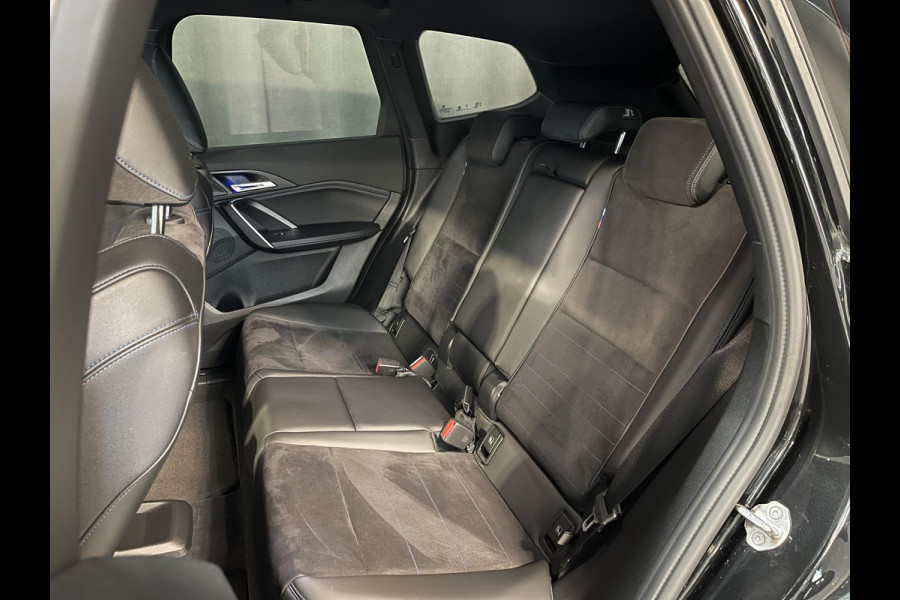 BMW X1 xDrive 25e M-Sport Shadow Line 18''/Sportstoelen/Keyless/Stoelverwarming/Camera/Elektrisch klep