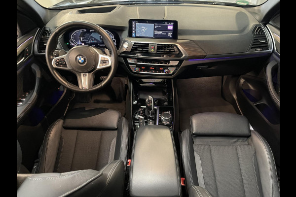 BMW X3 xDrive30e High Executive X Line 19"/Panoramadak/Trekhaak/360 camera/Adaptieve cruise/Dodehoek/Stoel + stuurverwarming/Head-up