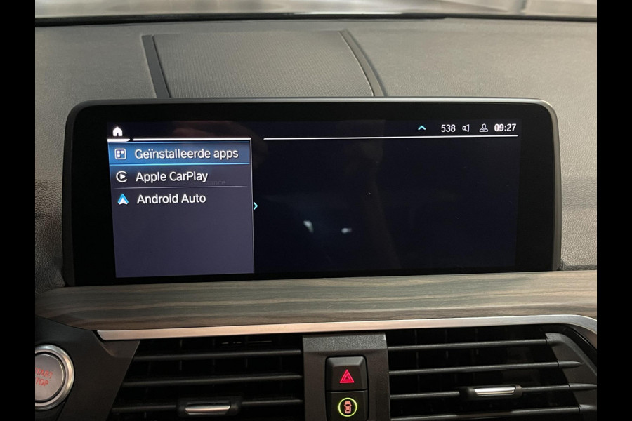 BMW X3 xDrive30e High Executive X Line 19"/Panoramadak/Trekhaak/360 camera/Adaptieve cruise/Dodehoek/Stoel + stuurverwarming/Head-up