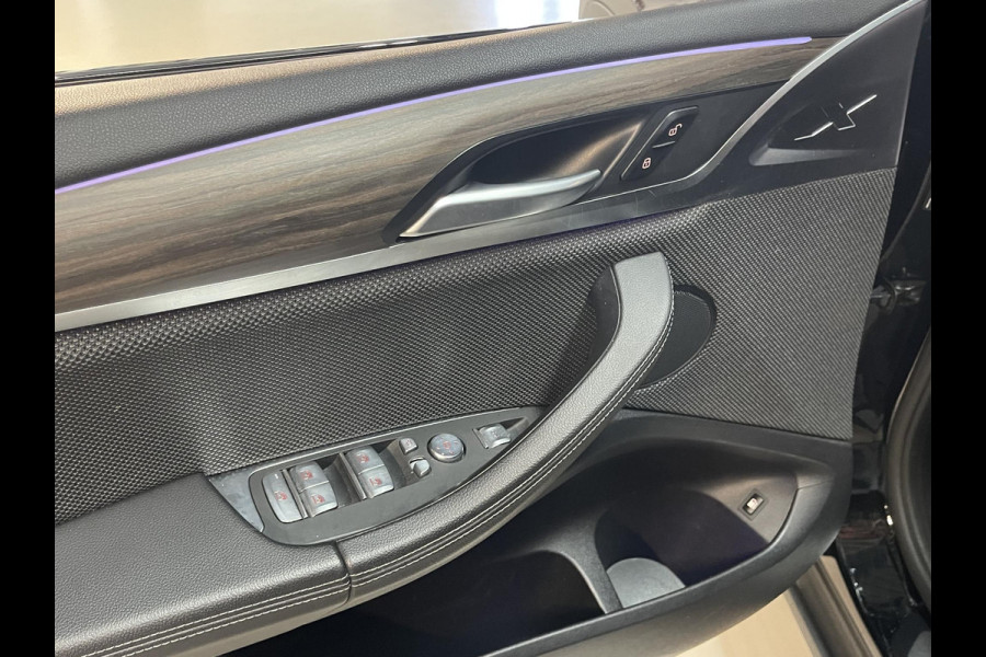 BMW X3 xDrive30e High Executive X Line 19"/Panoramadak/Trekhaak/360 camera/Adaptieve cruise/Dodehoek/Stoel + stuurverwarming/Head-up