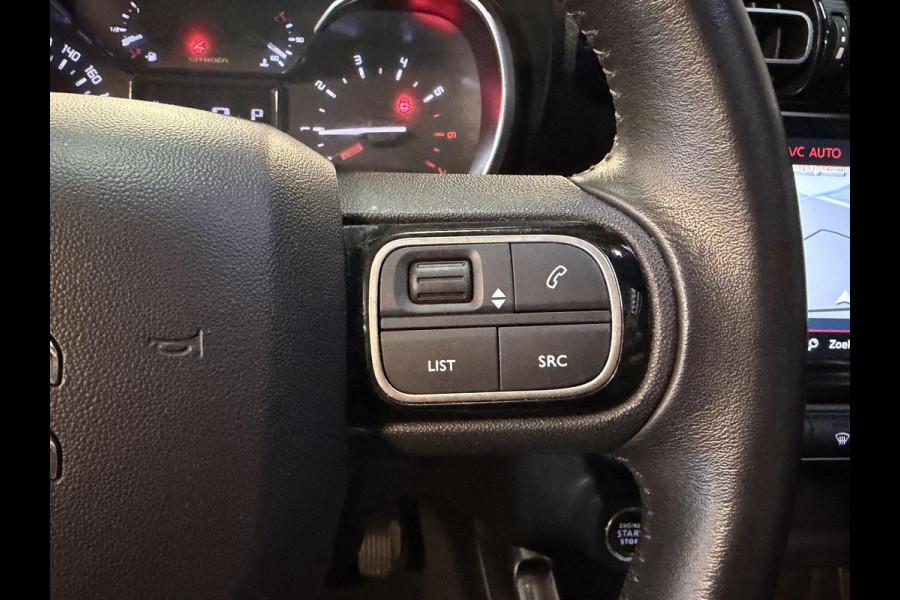 Citroën C3 Aircross 1.2 PureTech Shine 16"/Panoramadak/Leder/Stoelverwarming/Camera/Navigatie/Apple Carplay & Android Auto