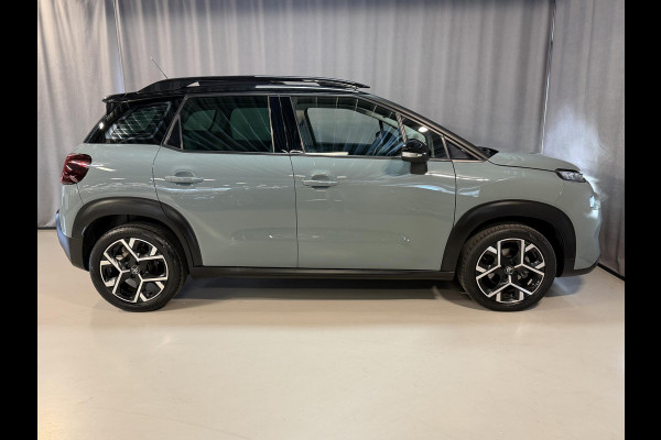 Citroën C3 Aircross 1.2 PureTech Shine 16"/Panoramadak/Leder/Stoelverwarming/Camera/Navigatie/Apple Carplay & Android Auto