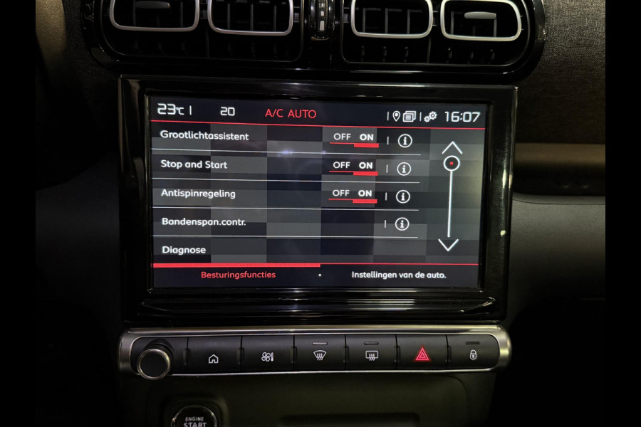 Citroën C3 Aircross 1.2 PureTech Shine 16"/Panoramadak/Leder/Stoelverwarming/Camera/Navigatie/Apple Carplay & Android Auto