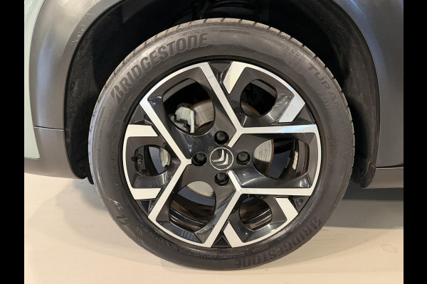 Citroën C3 Aircross 1.2 PureTech Shine 16"/Panoramadak/Leder/Stoelverwarming/Camera/Navigatie/Apple Carplay & Android Auto