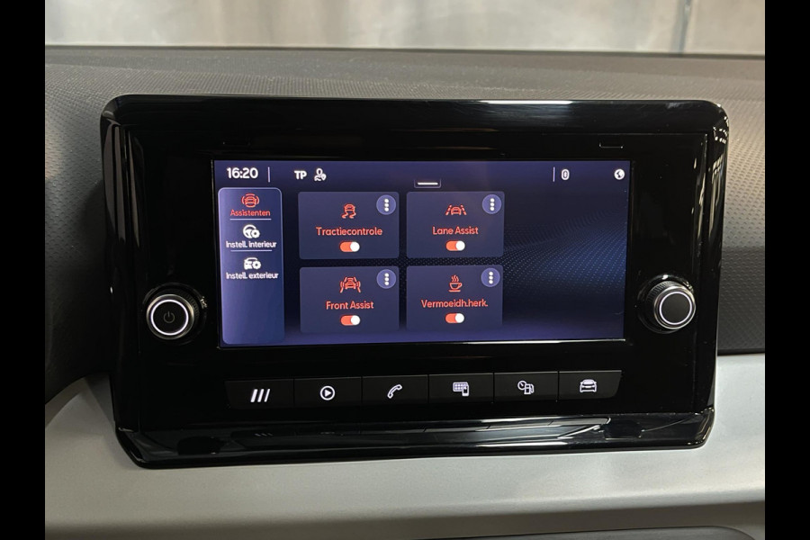 Seat Arona 1.0 TSI Style 16"/Apple Carplay & Android Auto/PDC/LED