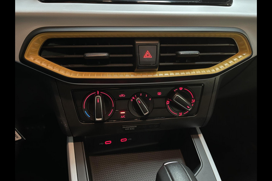 Seat Arona 1.0 TSI Style 16"/Apple Carplay & Android Auto/PDC/LED